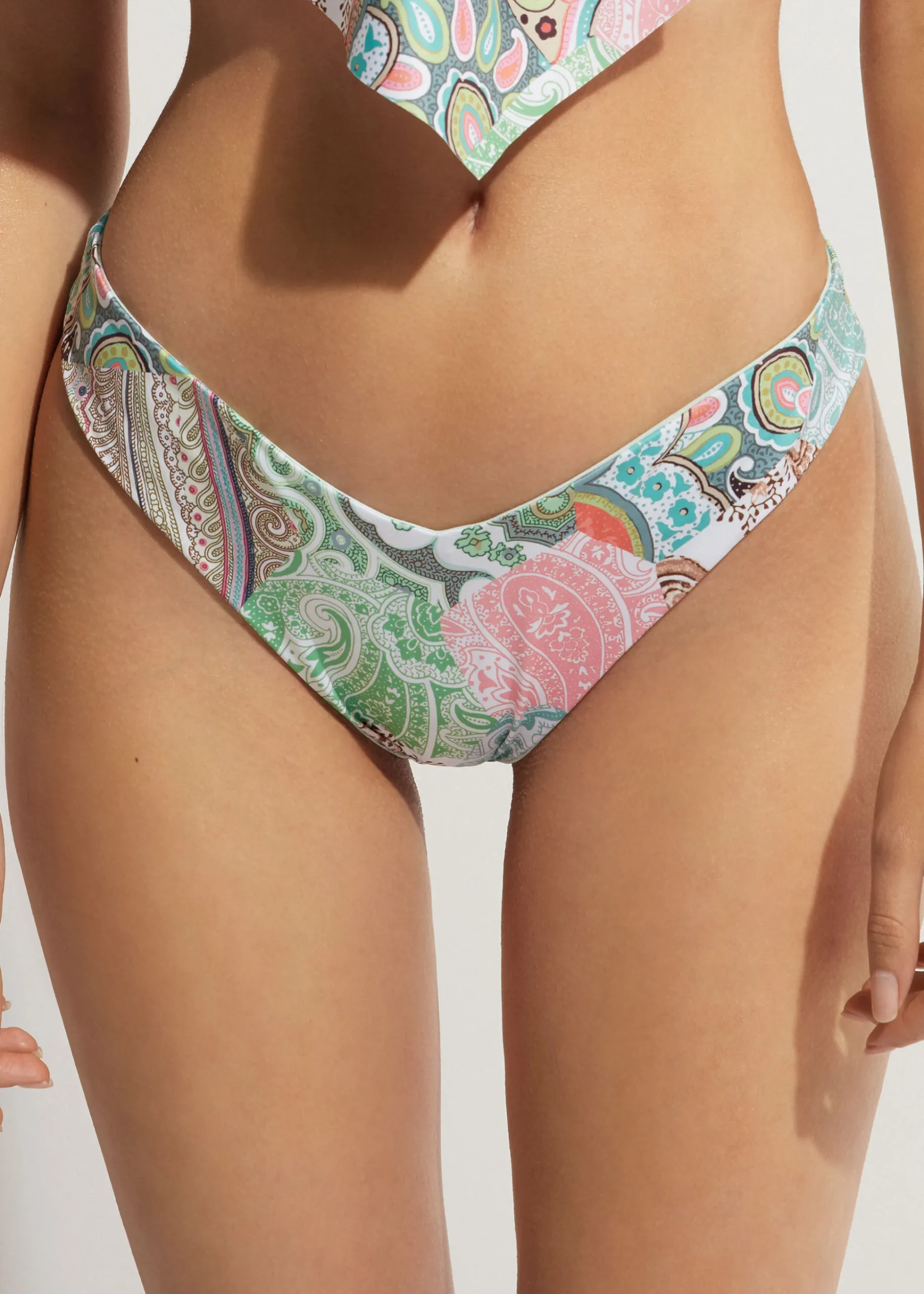 Bas De Maillot Bresilien Echancre Saint Tropez