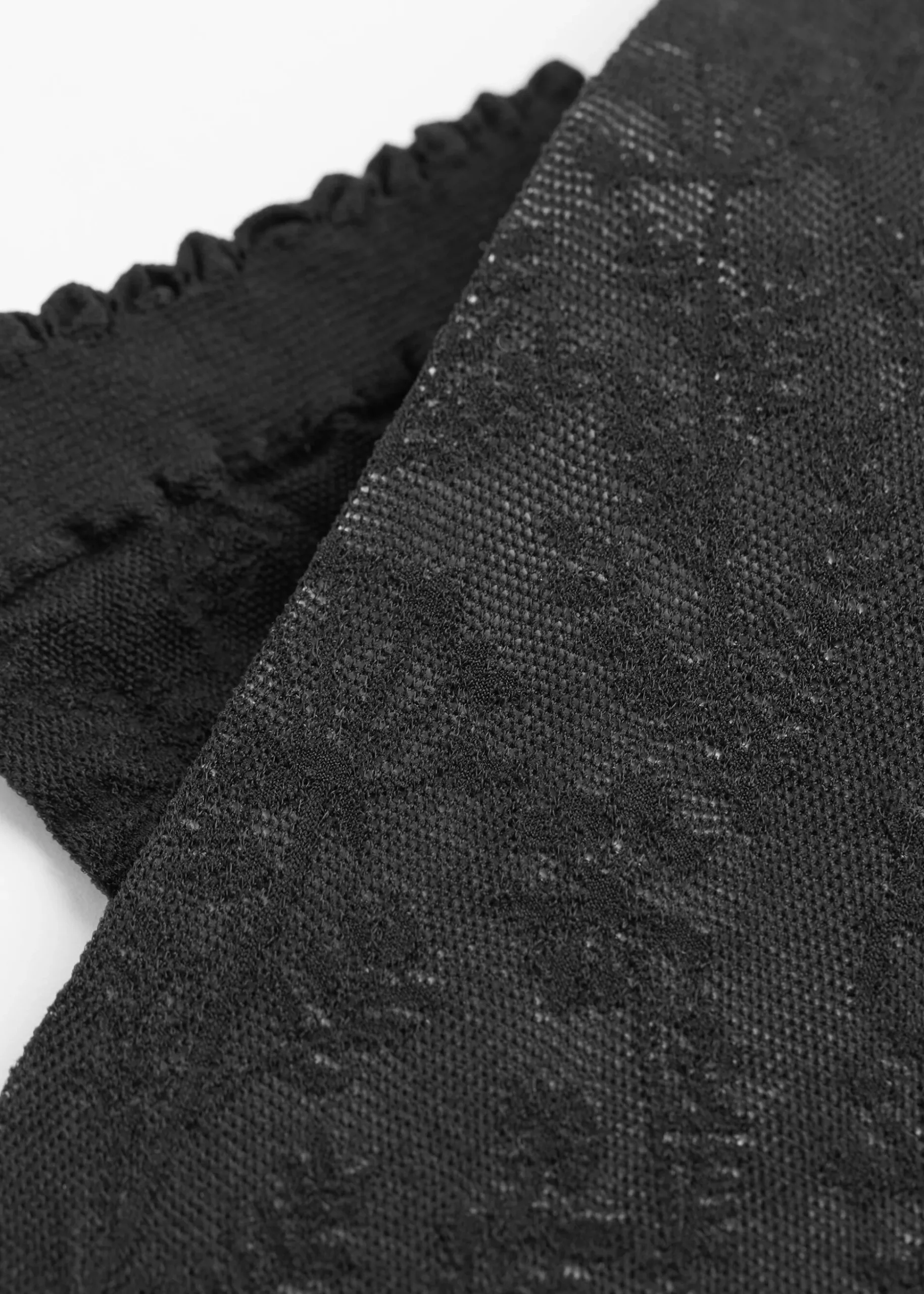 Chaussettes Courtes En Resille Fantaisie Fleurie