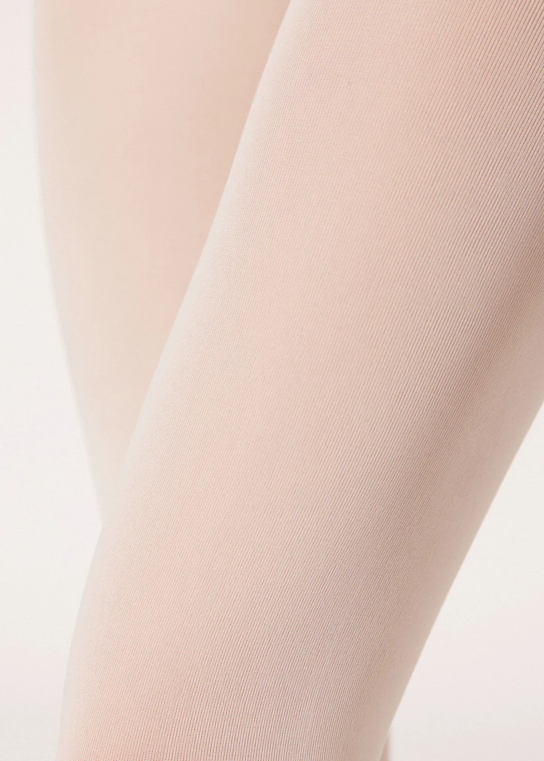Microfibre Collant Opaque 50 Deniers Effet Toucher Doux