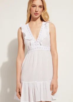 Robe Courte Avec Volant Et Passementerie