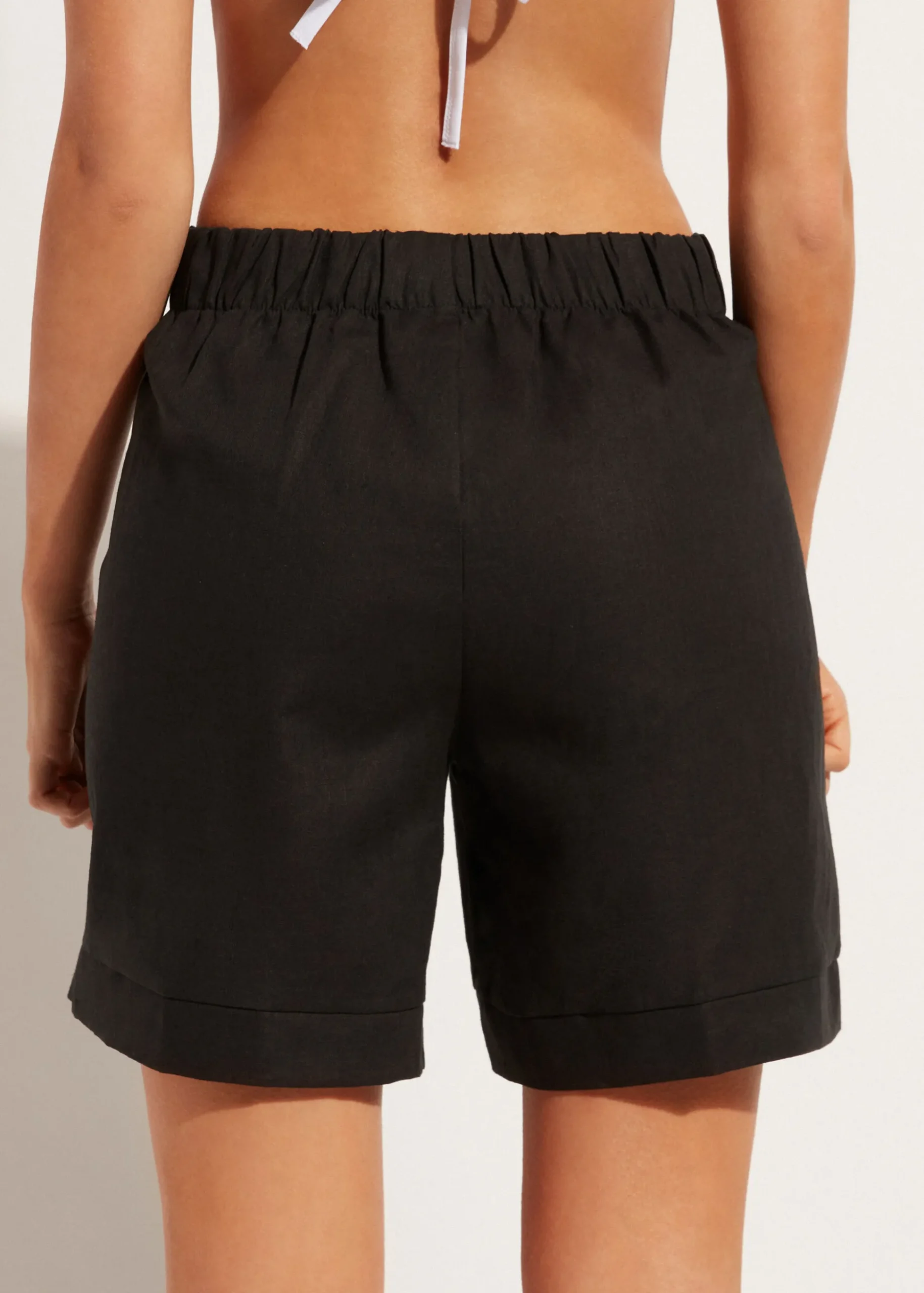 Short Avec Lin